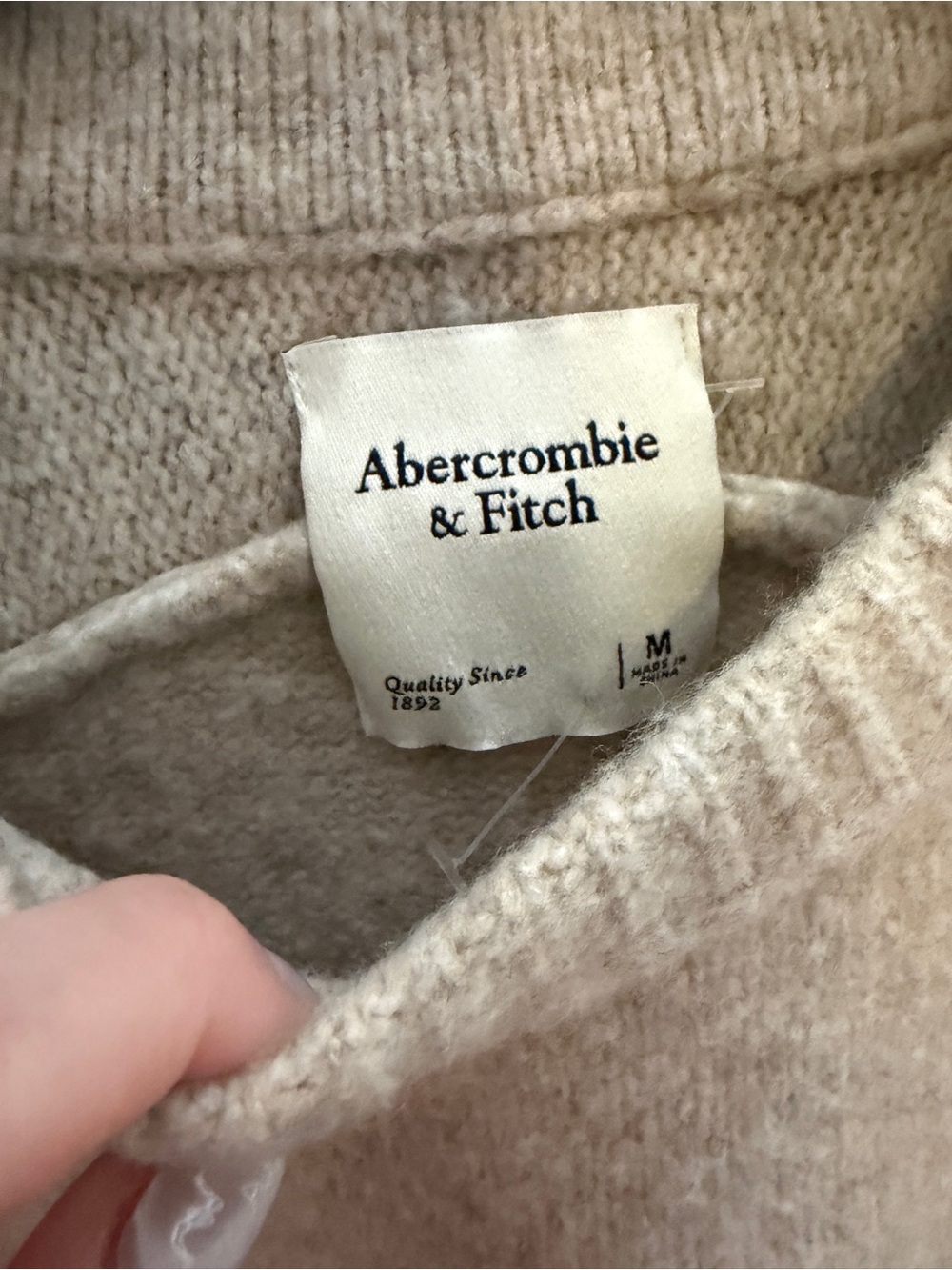 NWOT Abercrombie & Fitch Please Do Not Disturb Crewneck Sweater Size Medium - Picture 5 of 10